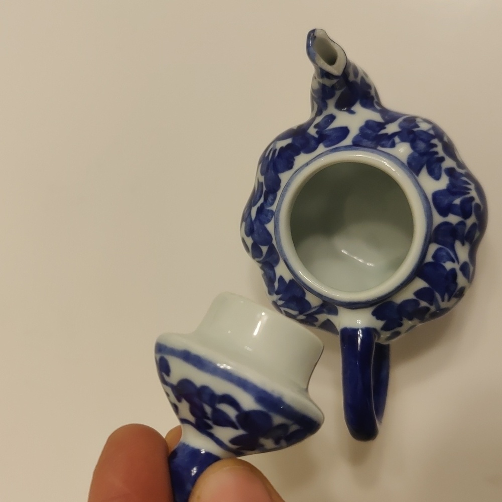 Vintage Retro Inspired Cottage Core Delft Blue Hand Painted Ceramic Lot Of 3 - Picture 4 of 15